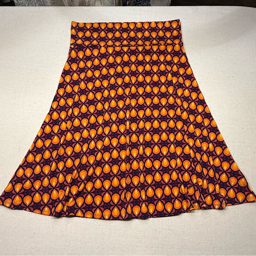 🌻 3/$20 LuLaRoe - Azure - Skirt with Orange & Navy Blue Pattern - Size XL - NWOT